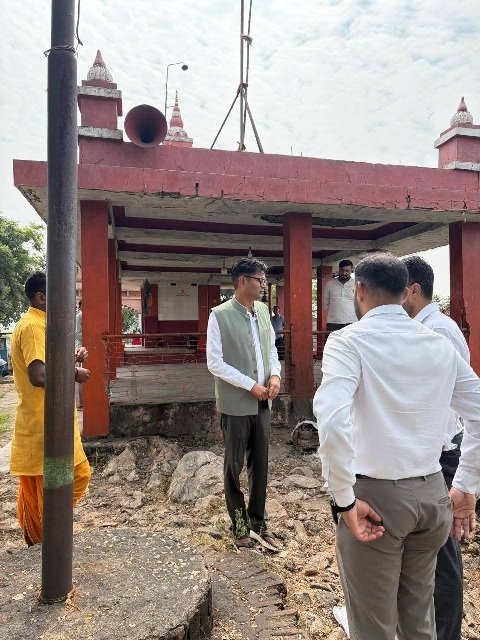 वित्त मंत्री चौधरी ने किया गजमार पहाड़ के सौंदर्यीकरण का निरीक्षण