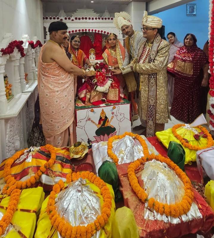 पार्श्वनाथ जिनालय में भक्ति का महाकुंभ, देशभर से पहुंचे श्रद्धालु
