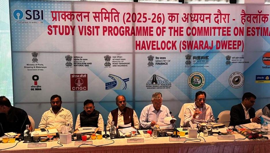 MSME को मज़बूत करने के लिए बैंकों को ज़मीनी स्तर पर सक्रिय होना होगा : बृजमोहन