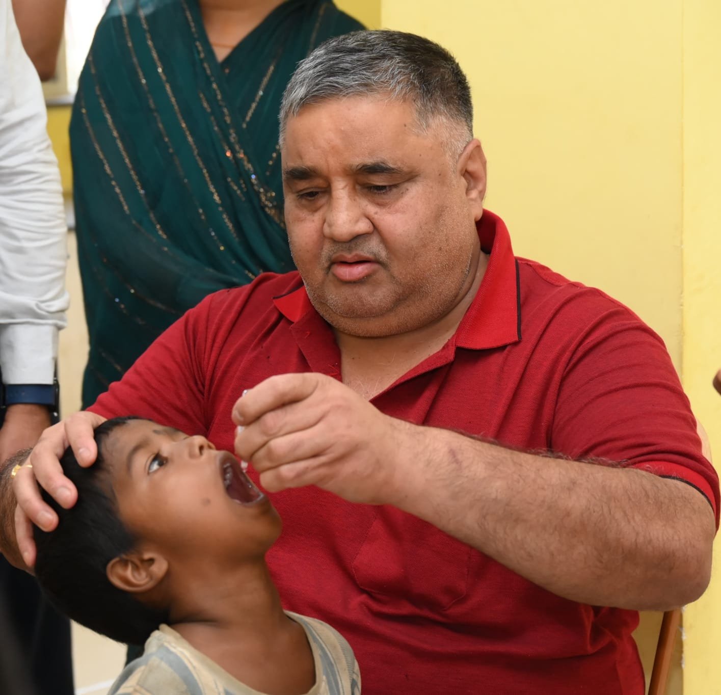 हर बच्चे तक पहुंचे पोलियो की सुरक्षा का कवच : पर्यटन एवं संस्कृति मंत्री श्री राजेश अग्रवाल ने पिलाई जीवनरक्षक खुराक