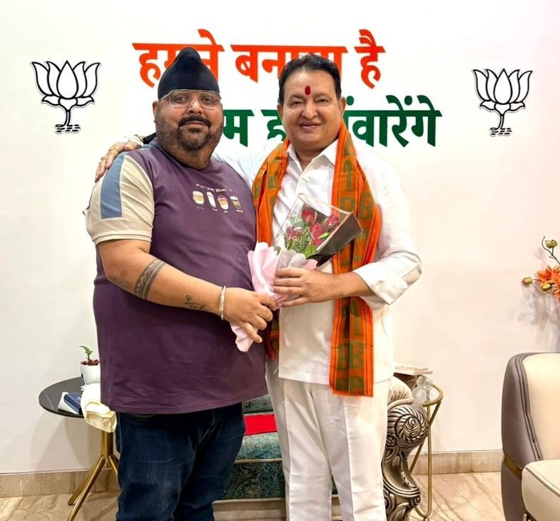 एल्डरमैन नियुक्ति पर विधायक डॉ. सम्पत अग्रवाल से की विक्की सलूजा ने सौजन्य भेंट, जताया आभार