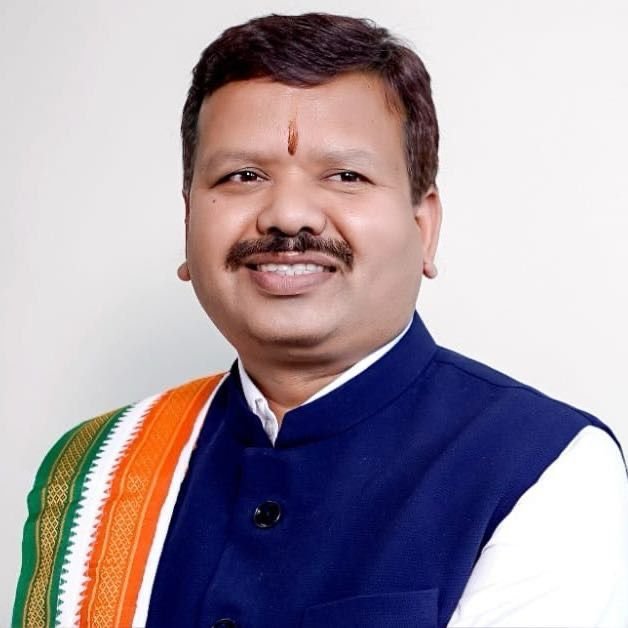 वीबी–जीरामजी में 300 रु. दैनिक मजदूरी तय कर केंद्र सरकार ने ग्रामीण श्रमिकों के साथ अन्याय किया : विनोद चंद्राकर