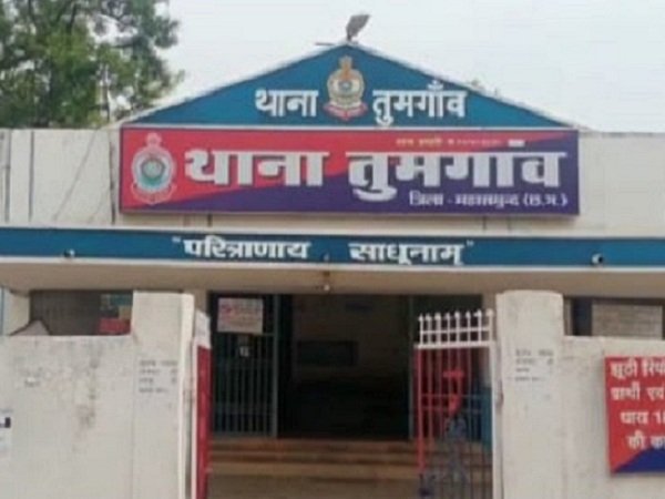 शराब के नशे में पत्नी से विवाद, गला दबाकर हत्या की कोशिश; आरोपी ने खुद डायल 112 को दी सूचना